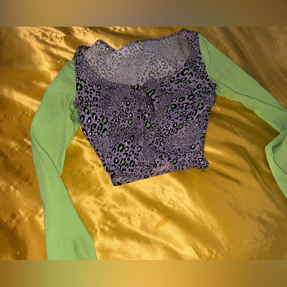 Versace Leopard Print Crop Top - Picture 6 of 6